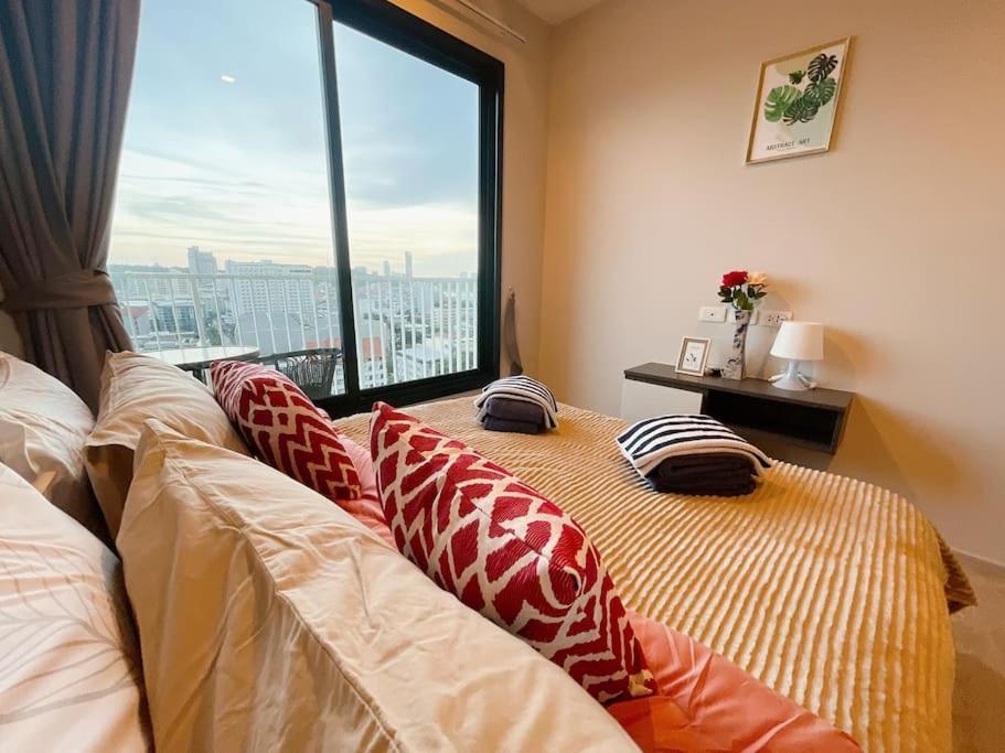 Base Central Pattaya Long Balcony King-Bed With Infinity Pool & Free Netflix! المظهر الخارجي الصورة