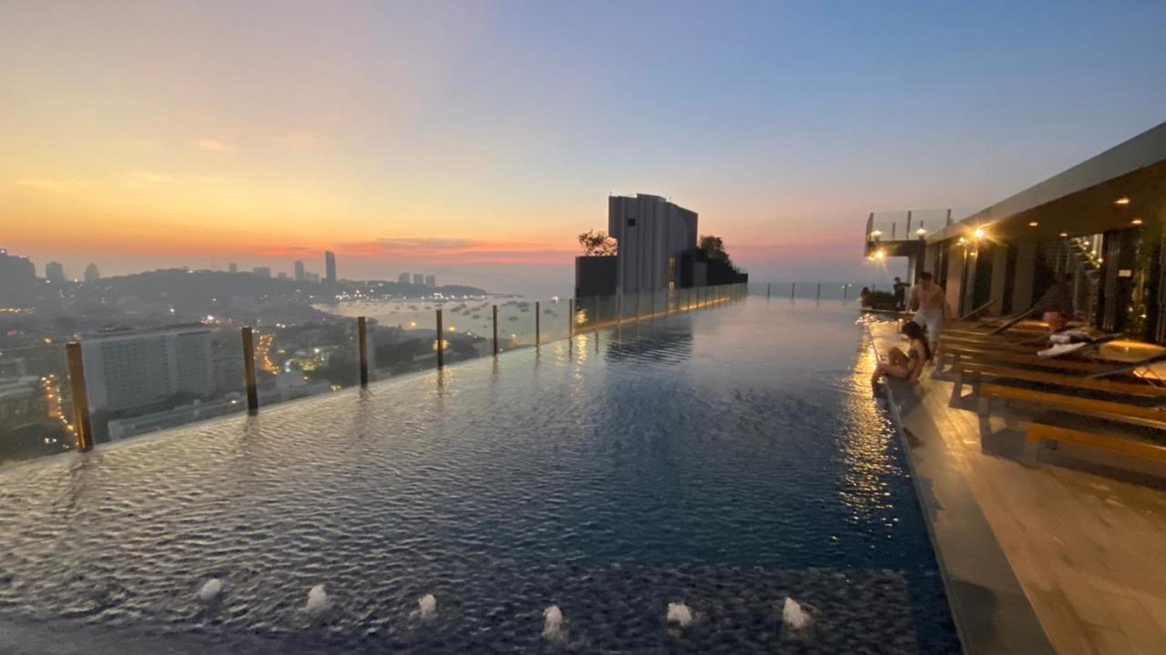Base Central Pattaya Long Balcony King-Bed With Infinity Pool & Free Netflix! المظهر الخارجي الصورة
