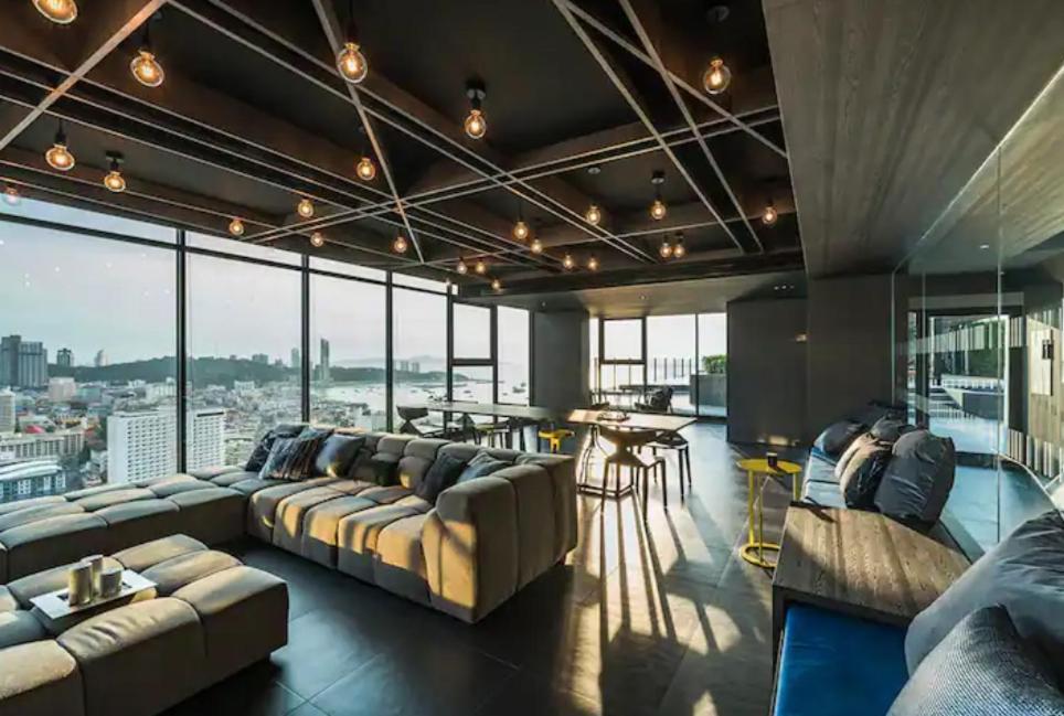 Base Central Pattaya Long Balcony King-Bed With Infinity Pool & Free Netflix! المظهر الخارجي الصورة