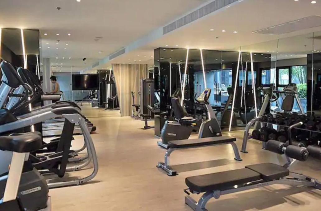 Base Central Pattaya Long Balcony King-Bed With Infinity Pool & Free Netflix! المظهر الخارجي الصورة